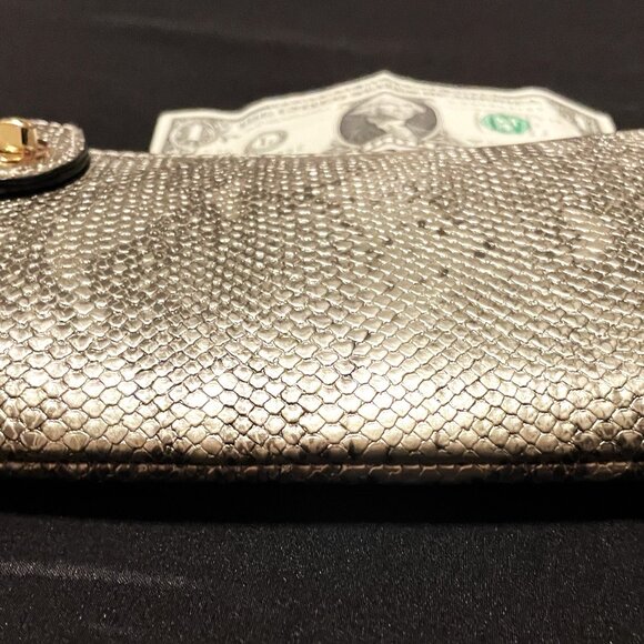 NEW Jen & Co Kendall Python Champagne Crossbody/Wristlet with Twist Lock Closure - Picture 6 of 10